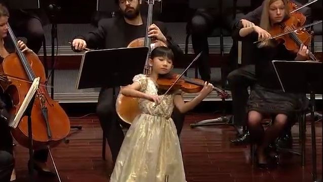 10岁蔡珂宜演奏莫扎特D大调《第四小提琴协奏曲》