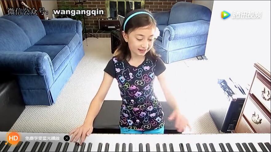 13岁华裔小公主钢琴弹奏《茉莉花》太可爱了！